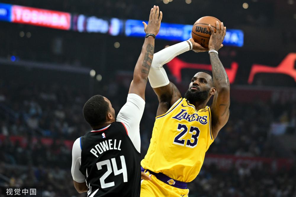 法被轻易撼 法被轻易撼